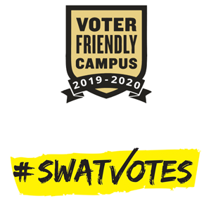 选民友好校园2019 - 2020徽章上面SwatVotes标志