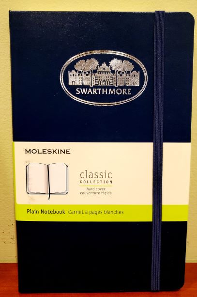 图片为Moleskine笔记本，普通，海军蓝